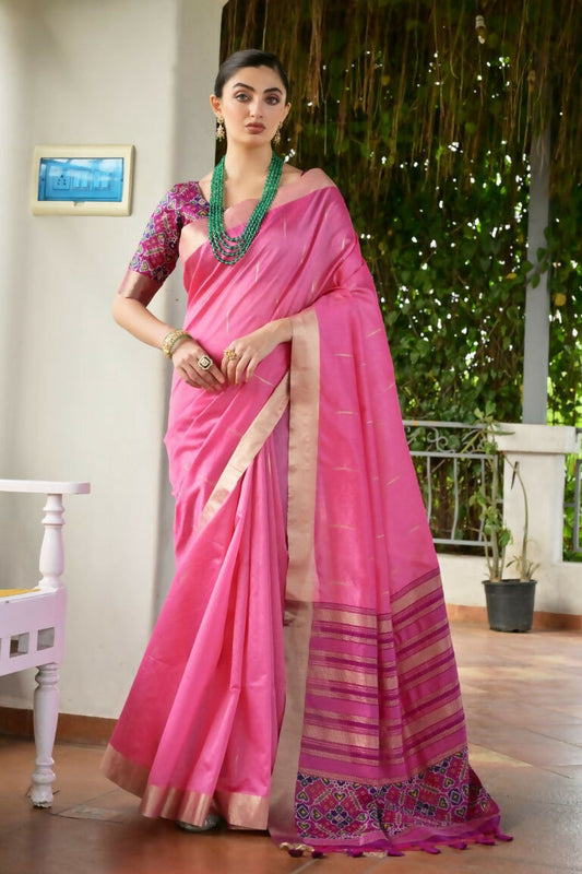 Vishnu Weaves Women's Pink Raw Silk Patola Zari Woven Saree with Blouse - Swadesiicart