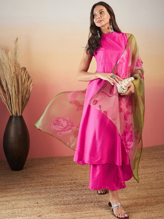 InWeave Fuchsia Olive Lurex Set - Swadesiicart