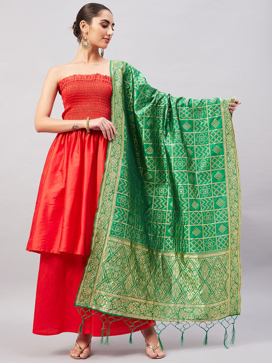 InWeave Women's Red Off Shoulder Kurta Set W Green Brocade Dupatta - Swadesiicart
