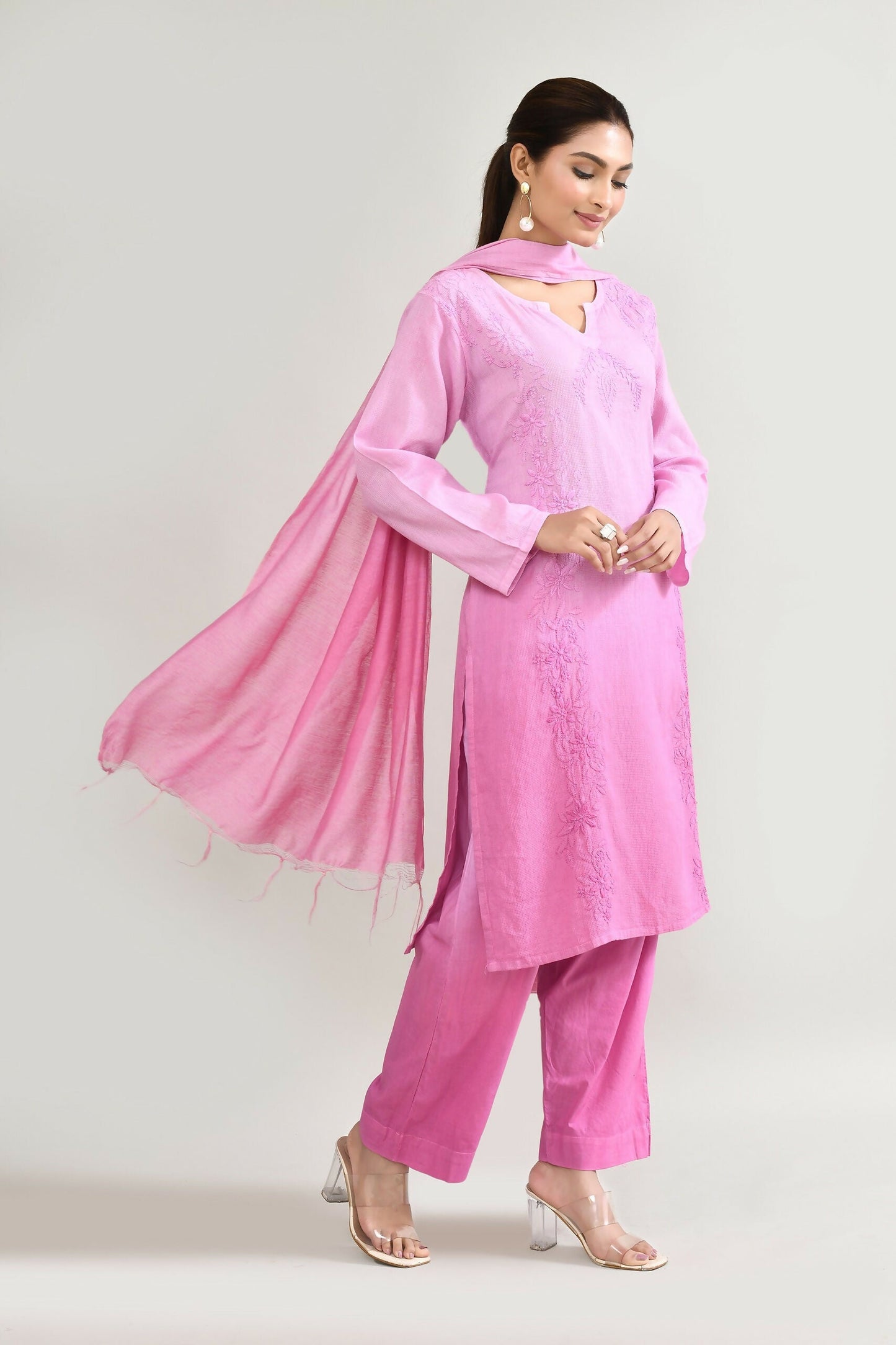 Joban Fashion Womens Cotton ChikanKari Light pink Kurta set - Swadesiicart