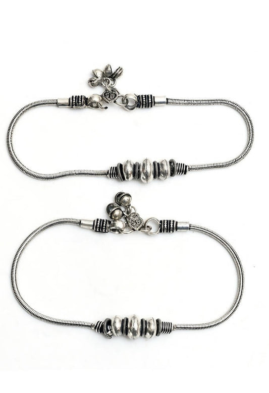 Mominos Fashion Kamal Johar Oxidised Party Wear Silver Anklets | Swadesiicart