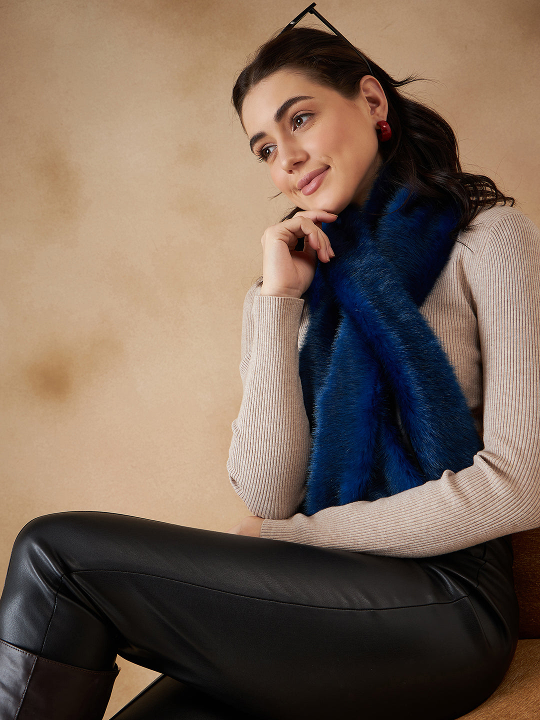 InWeave Women's Royal Blue Faux Fur Neck Warmer - Swadesiicart
