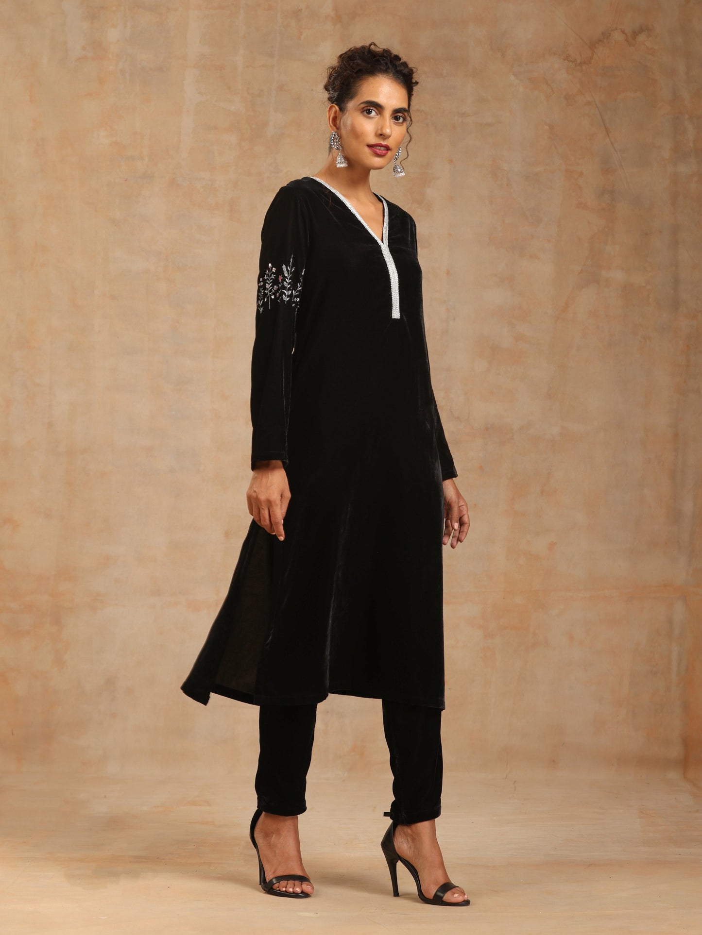 trueBrowns Black Velvet Pant | Swadesiicart