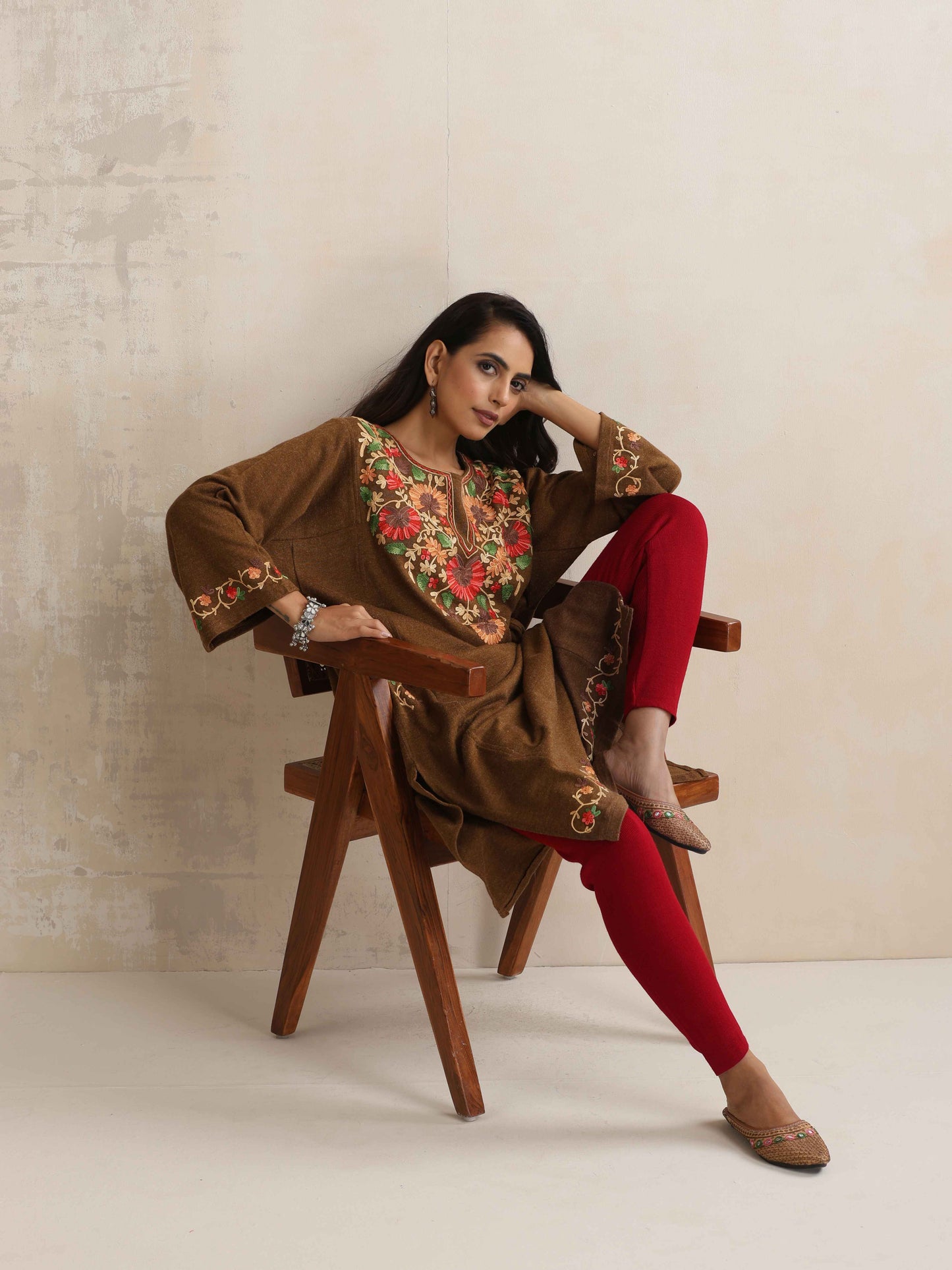 trueBrowns Maroon Woollen Leggings | Swadesiicart