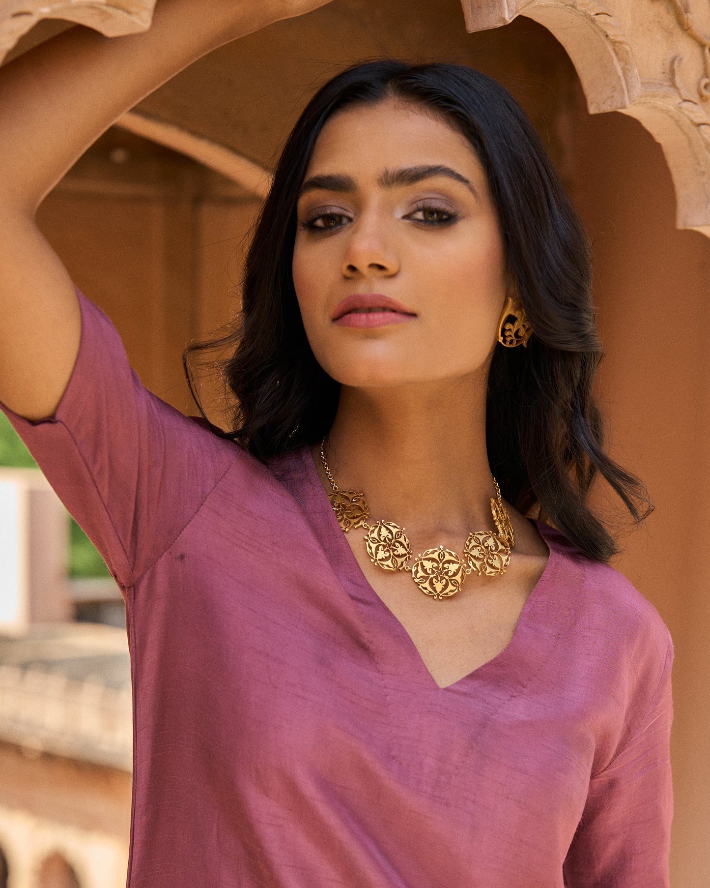 trueBrowns Gold-Polished Leaf Choker | Swadesiicart