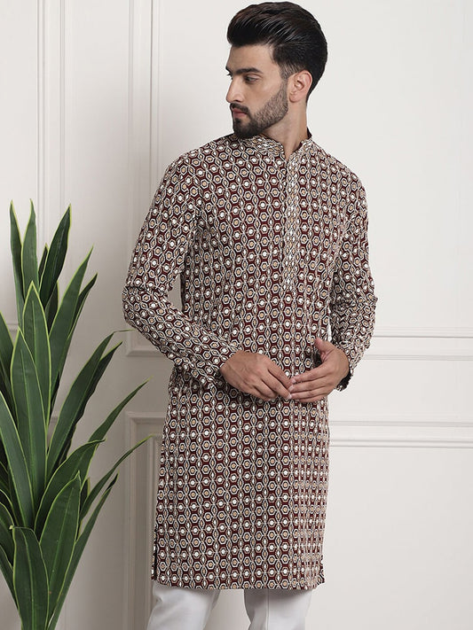 Sojanya Geometric Embroidered Mandarin Collar Kurta | Swadesiicart