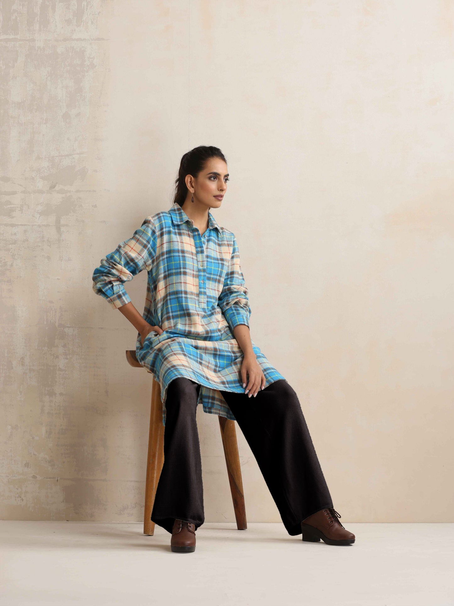 trueBrowns Black Woollen Flared Pants | Swadesiicart