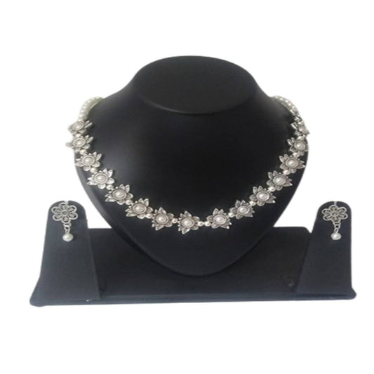 Kundan HandiKrafts Silver Designer Handmade Necklace | Swadesiicart