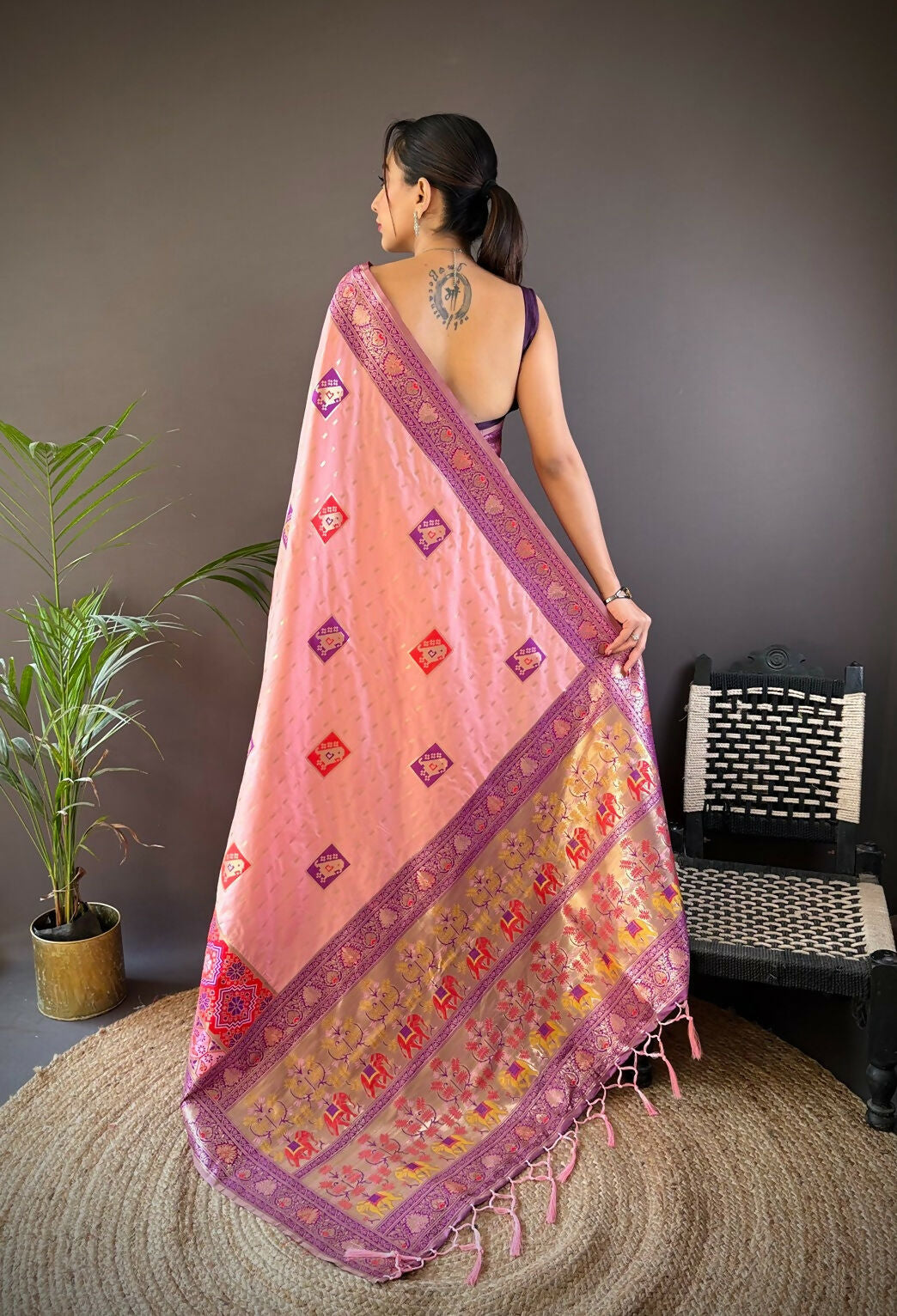 Joban Fashion Lavender Small Butti Banarasi Silk Sarees | Swadesiicart