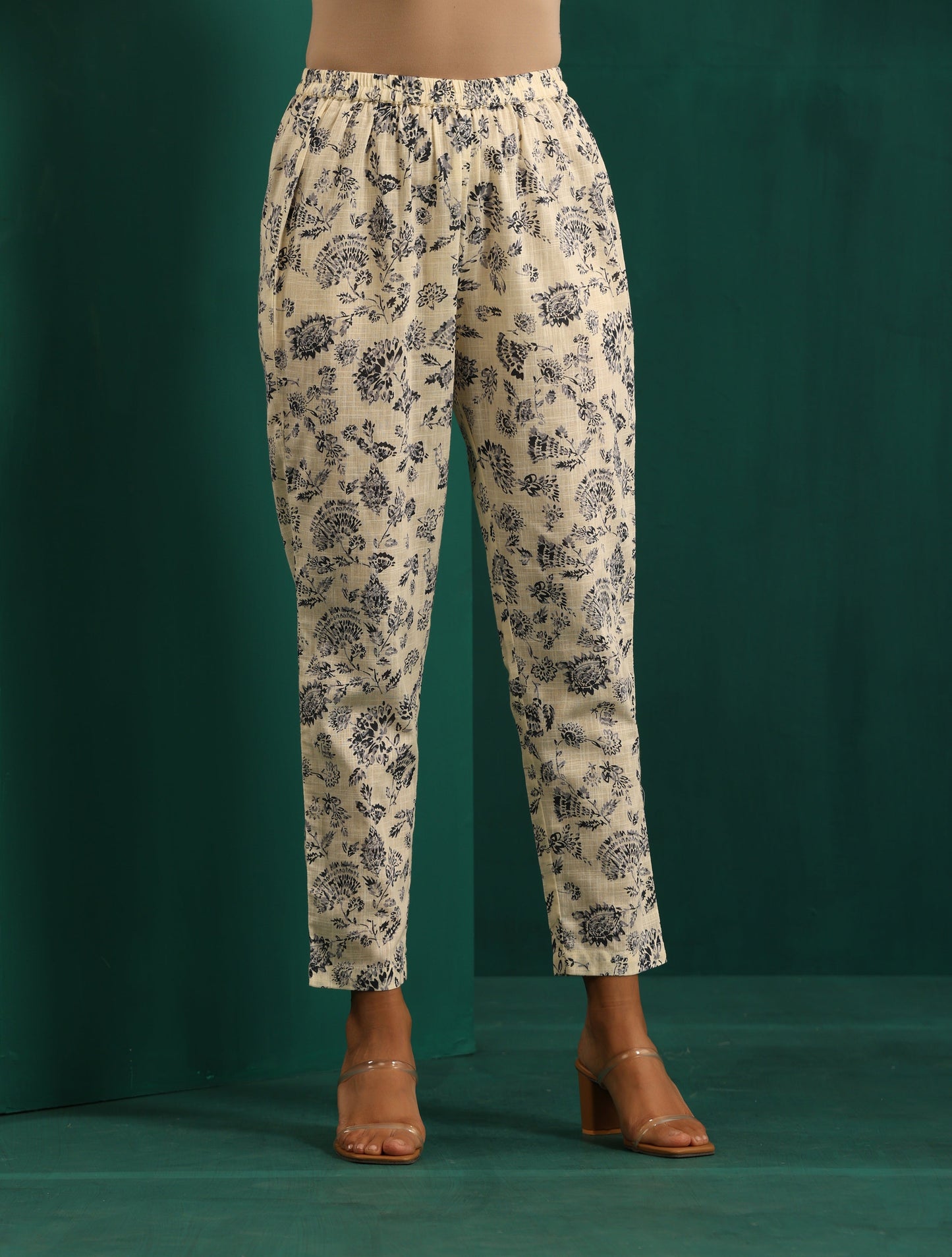 trueBrowns Blue Floral Cotton Printed Relaxed Co-ord Set - Swadesiicart