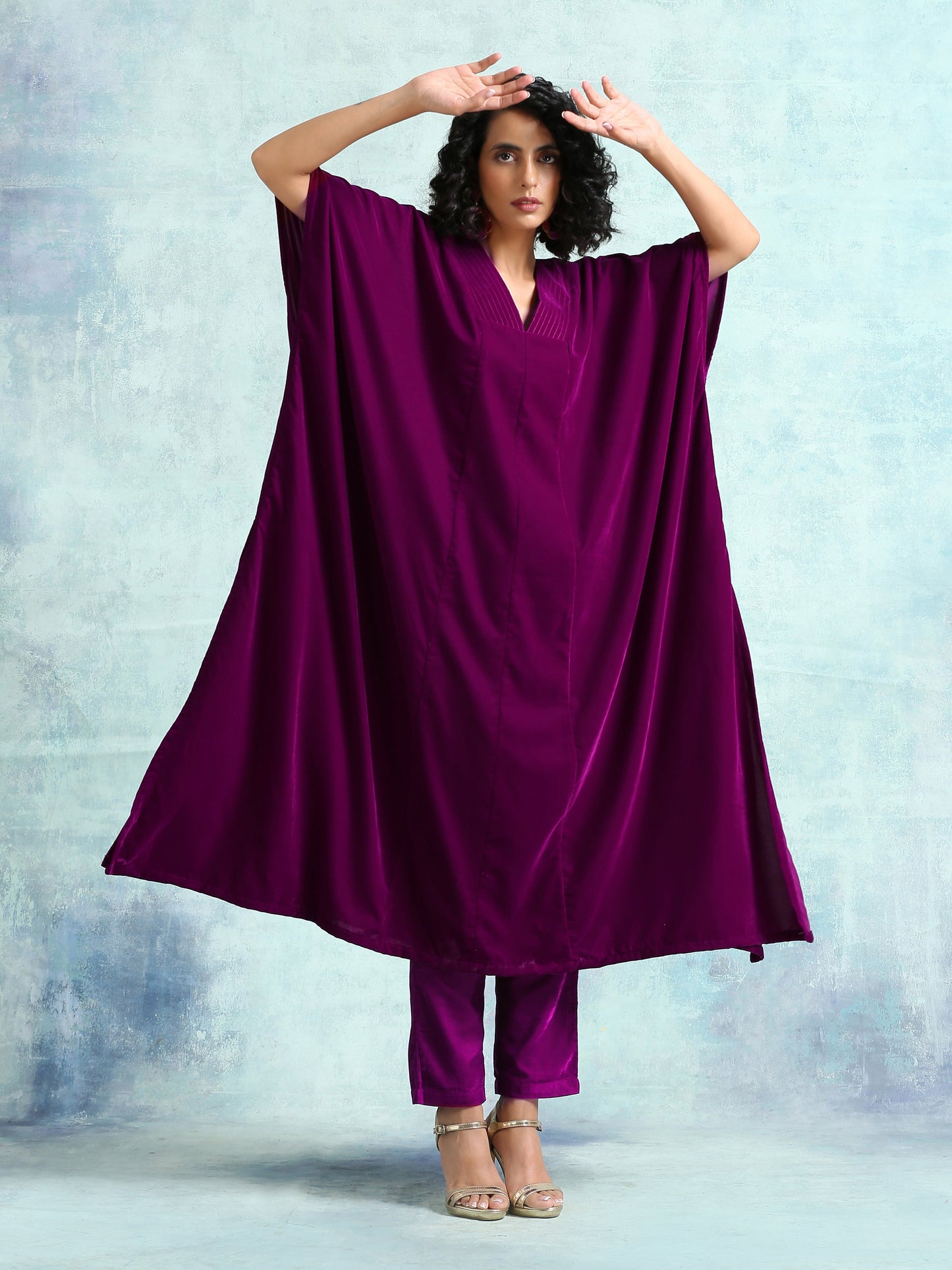 trueBrowns Wine Velvet Kaftan Kurta | Swadesiicart