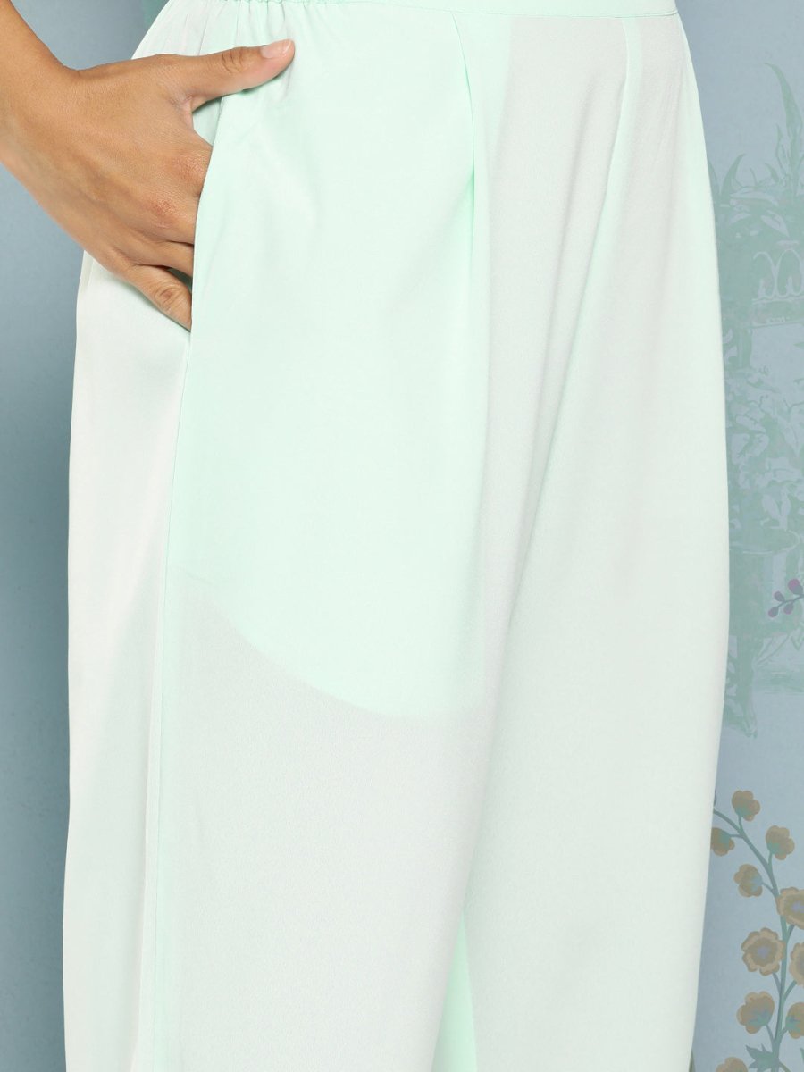 Ahalyaa Floral Printed Empire Kurta With Trousers | Swadesiicart