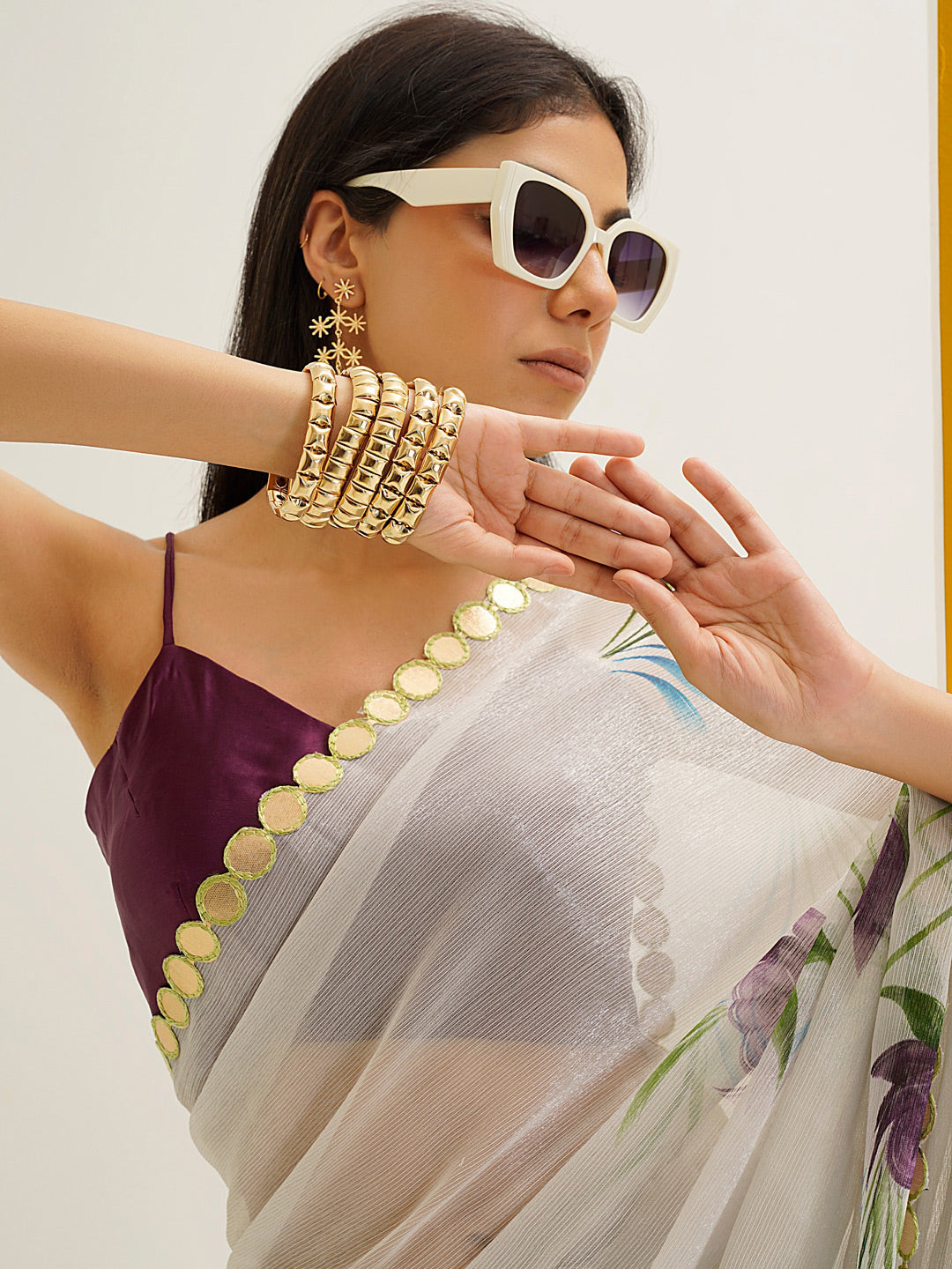 Tikhi Imli Floral Printed Poly Chiffon Saree | Swadesiicart