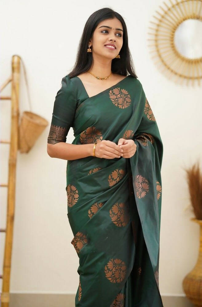 DEIANA'S Beautiful Designer Golden zari Soft Lichi Silk Saree - Green - Swadesiicart