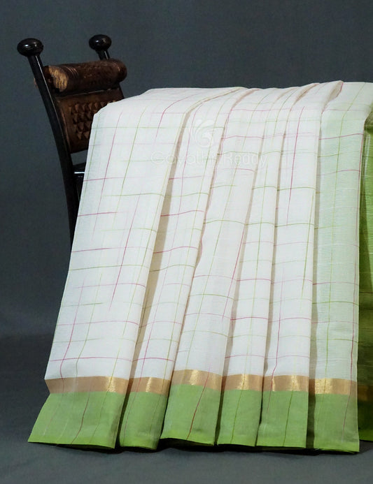 Dual Shade of Milk White And Leaf Green Pure Mangalgiri Cotton By Gayathri Reddy Designer Studio | Swadesiicart