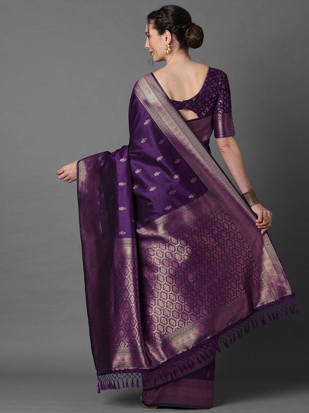 Mitera Ethnic Motifs Zari Silk Blend Banarasi Saree | Swadesiicart