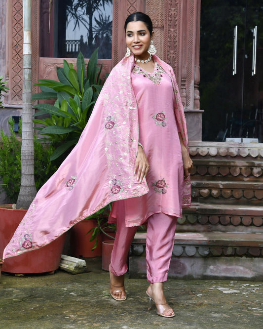 Vaasva Women's Tissue Silk Emboidered Suit Set With Solid Pant & Solid Embroidered Dupatta | Swadesiicart