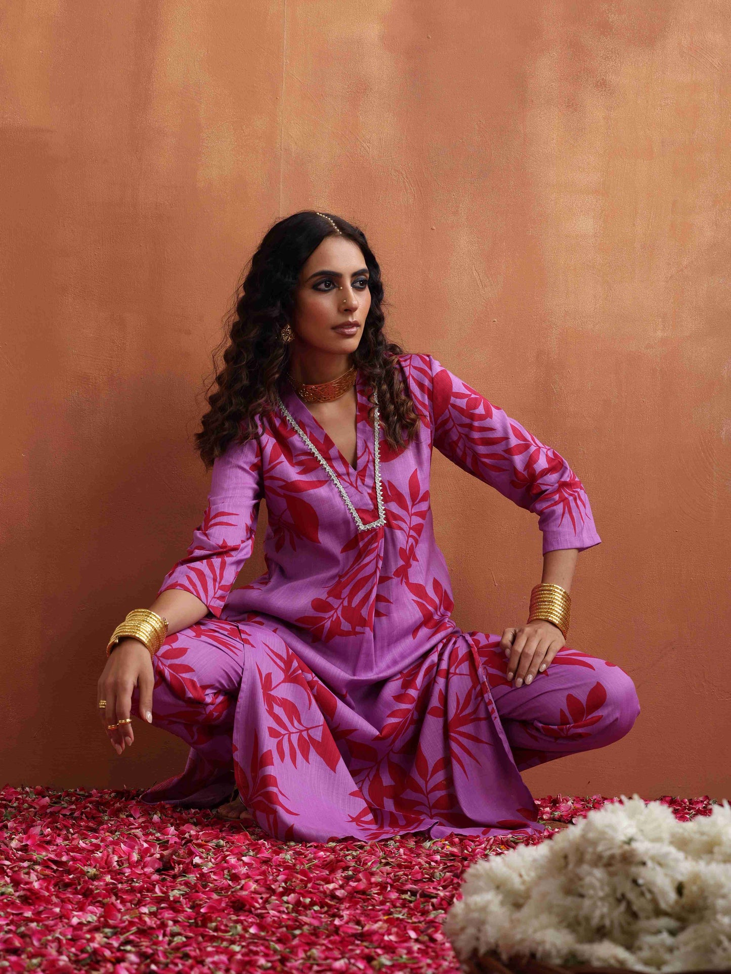trueBrowns Purple Print Straight Kurta Set | Swadesiicart