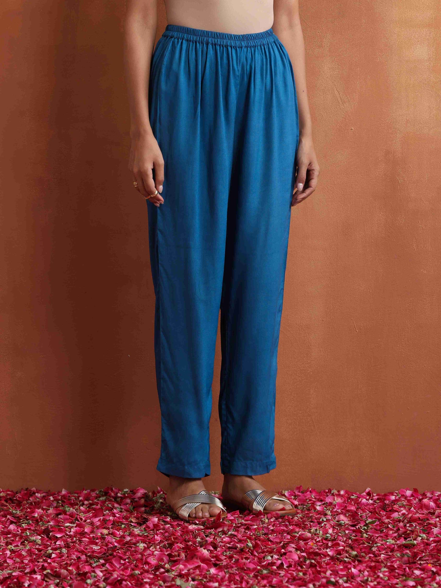 trueBrowns Blue Print Flared Anarakali Kurta Set | Swadesiicart