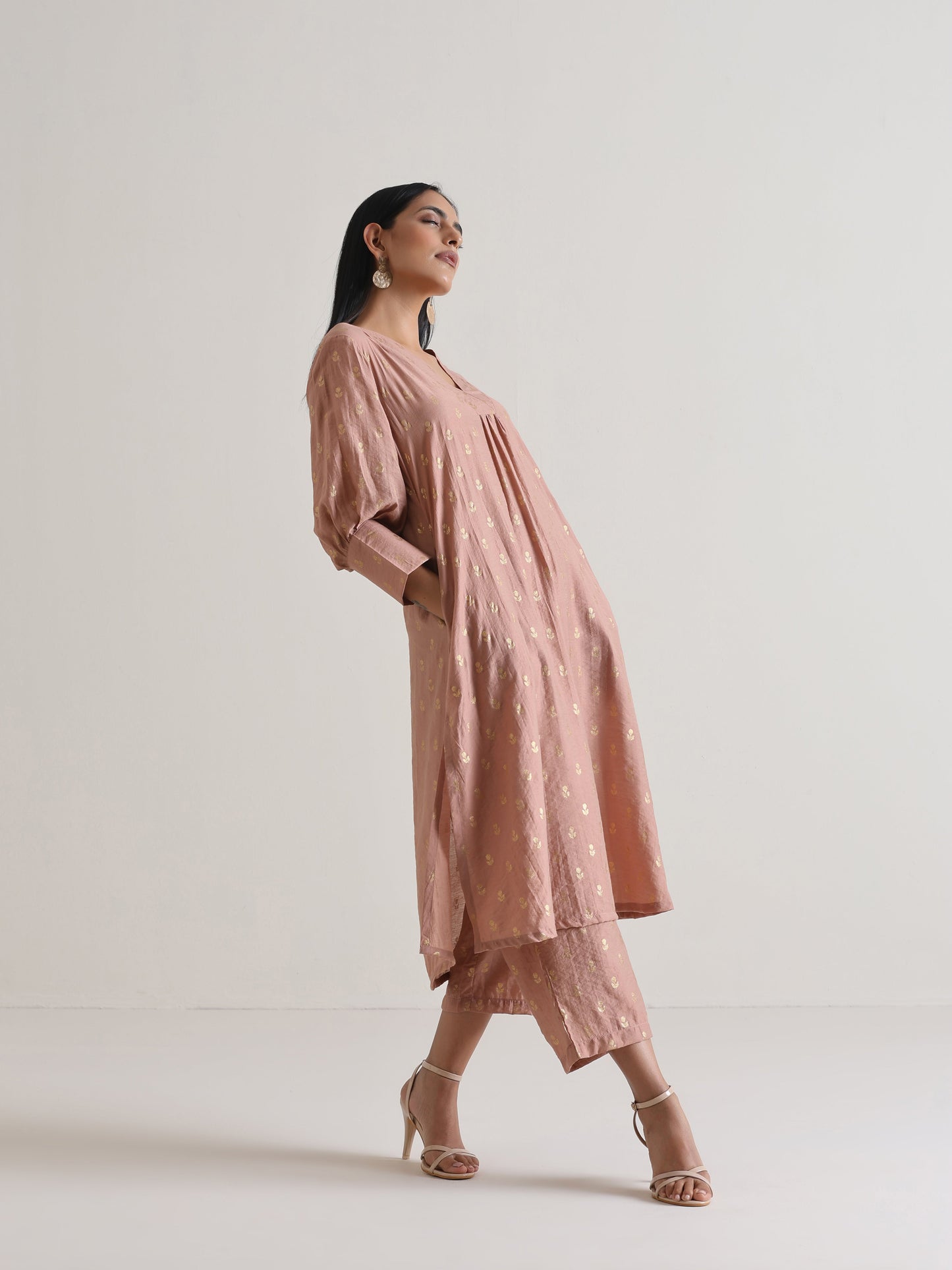 trueBrowns Beige Foil Puff Sleeve Kurta Set | Swadesiicart