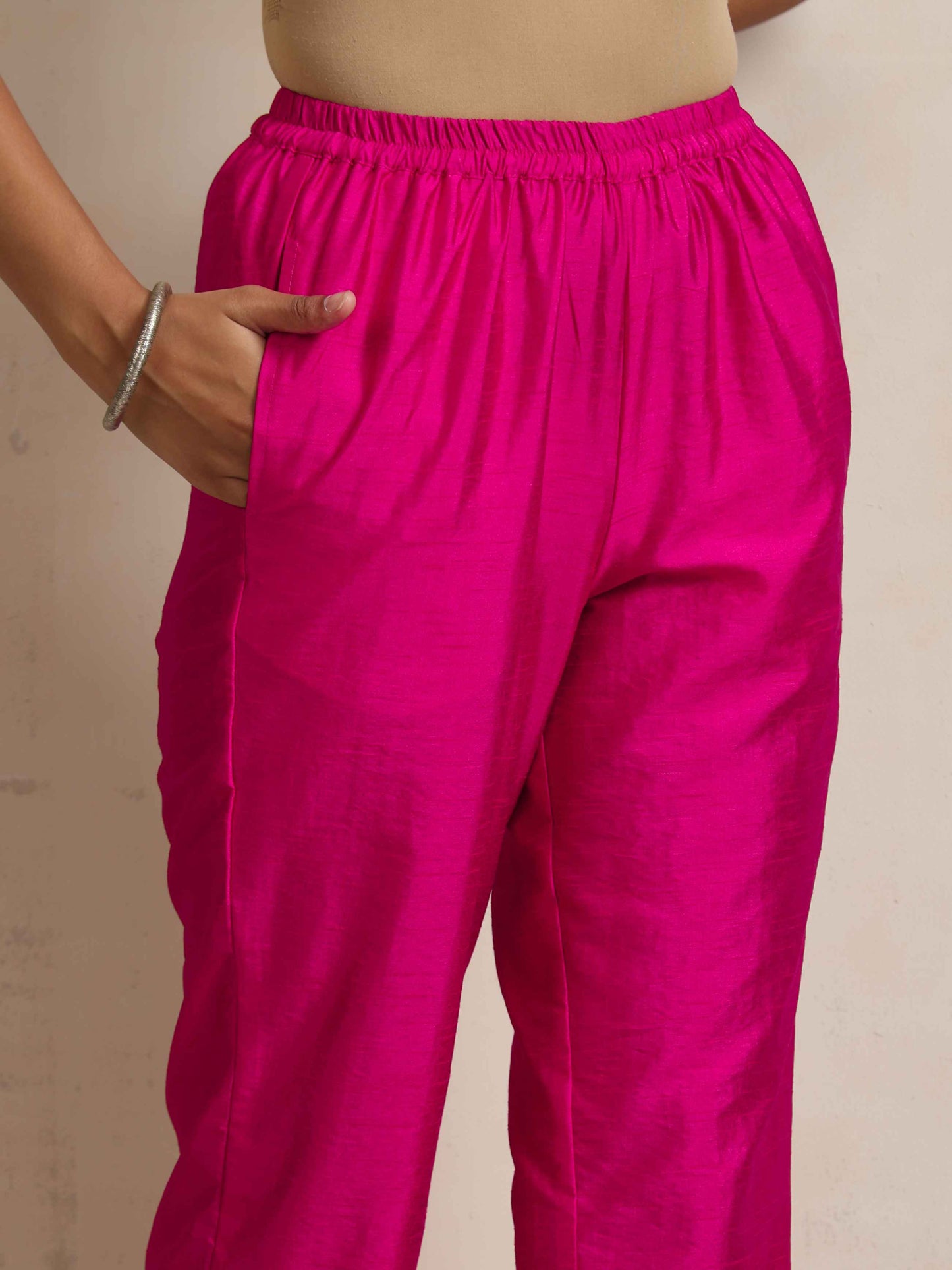 trueBrowns Pink Silk High Slit Kurta Set | Swadesiicart
