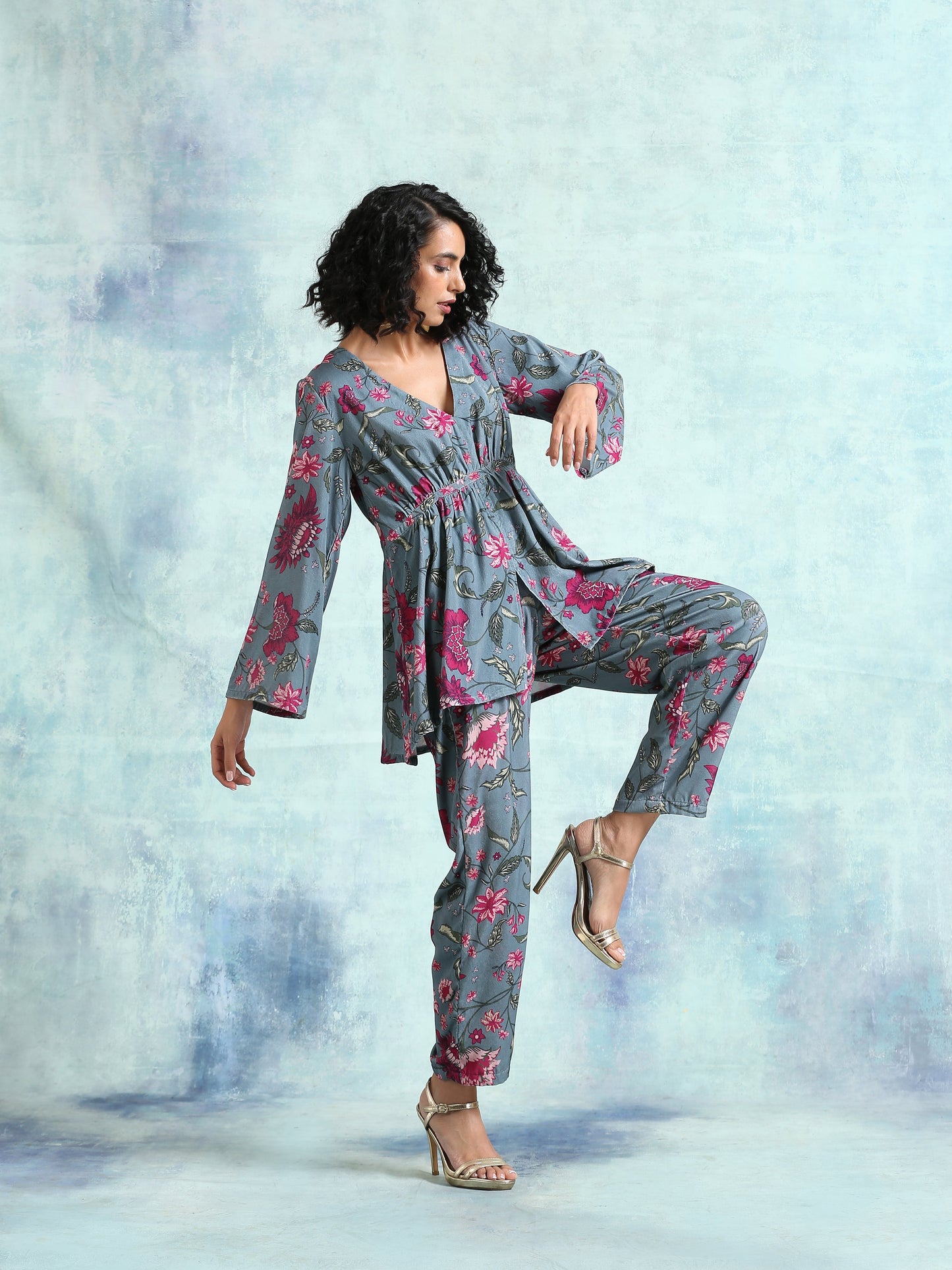 trueBrowns Grey Printed Velvet Co-Ord Set - Swadesiicart