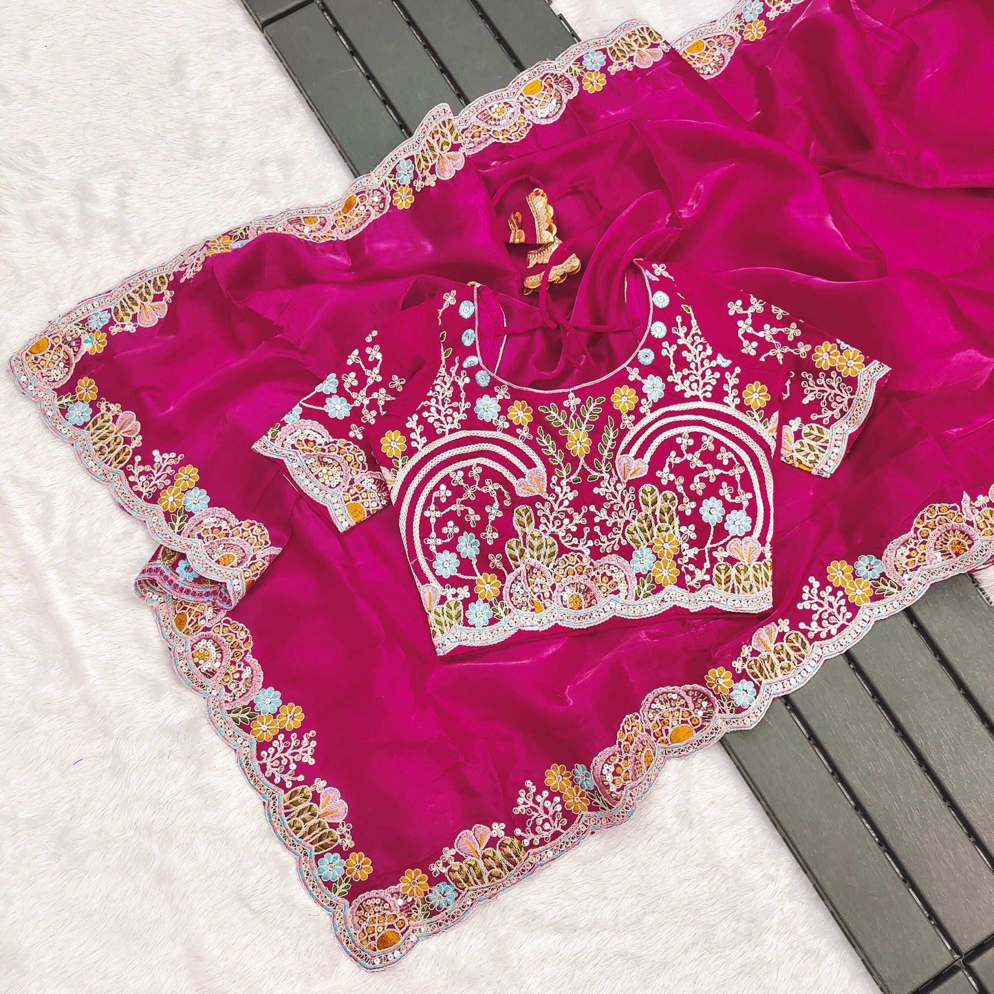 Lorenvalley Fashion Magenta Jimmy Choo with Embroidery Threads Codding & Sequins Work Saree with Blouse - Swadesiicart