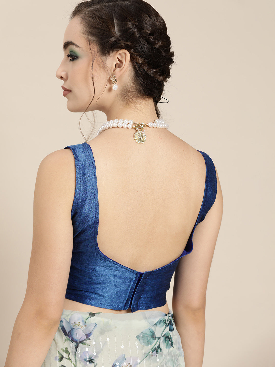 Saree Mall Blue Floral Sequinned Linen Blend Chanderi Saree | Swadesiicart