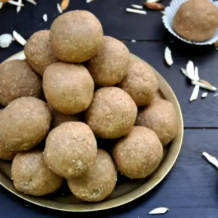 Gummadi Foods Jaggery Gond Laddu | Swadesiicart