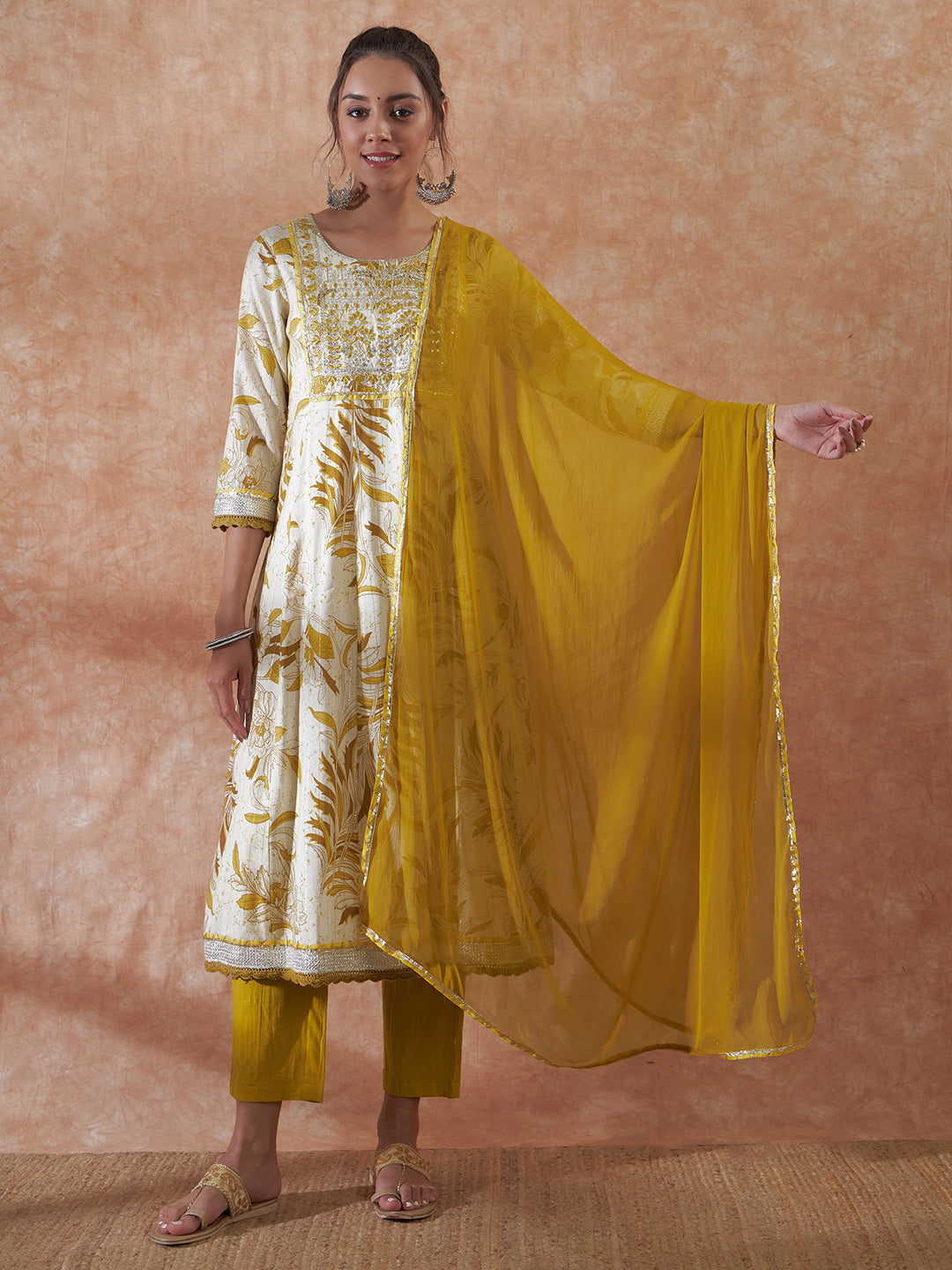 InWeave Women's White Mustard Lurex Leaf Print Patch Gota Kurta Set W Mustard Dupatta - Swadesiicart