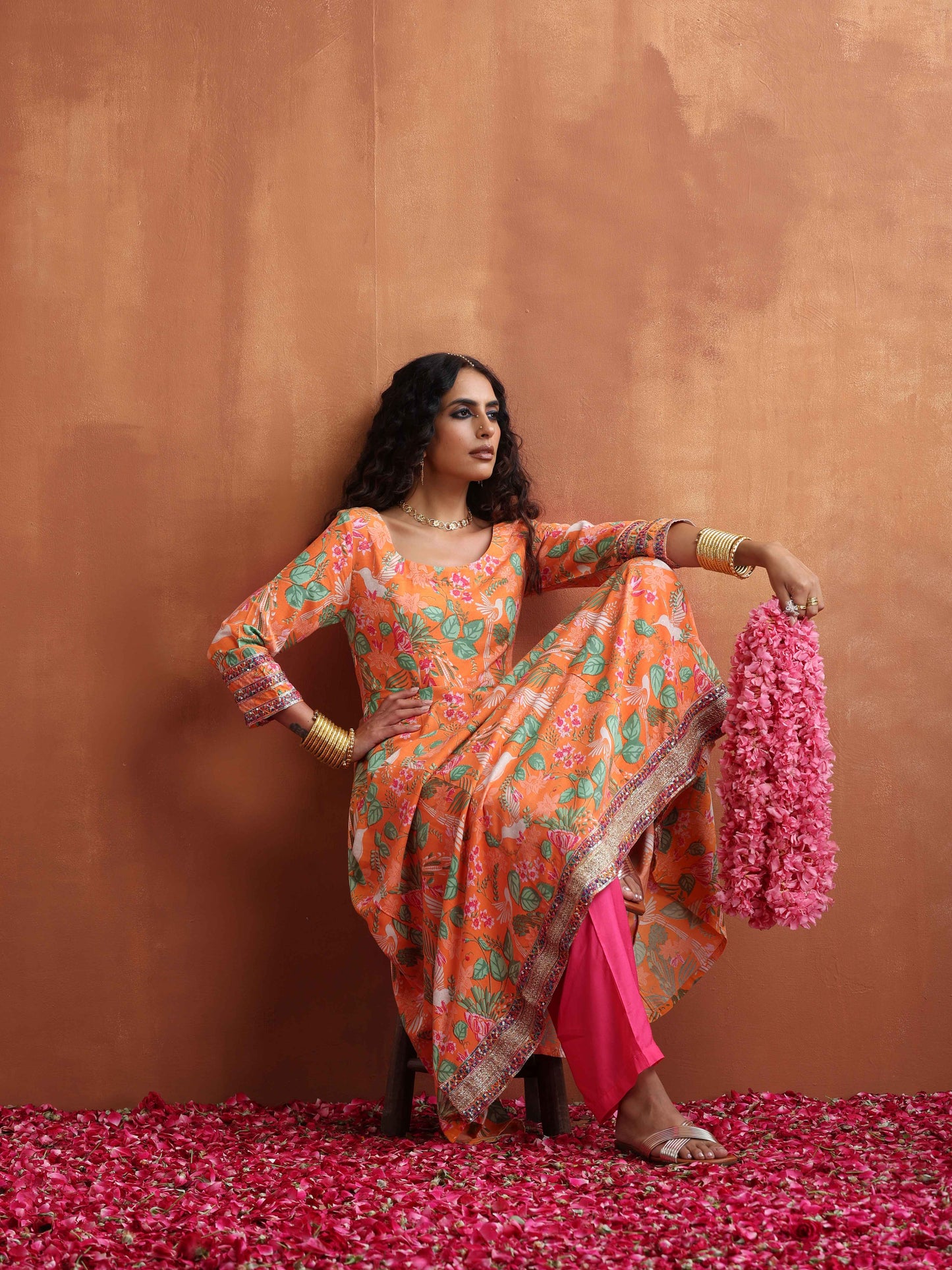 trueBrowns Orange Print Flared Anarkali Kurta Set | Swadesiicart