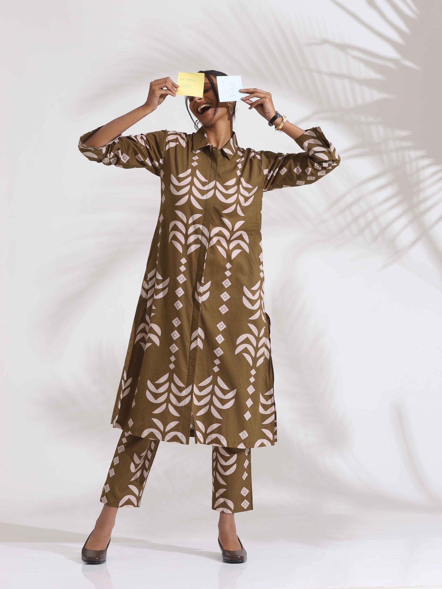 trueBrowns Olive Green Cotton Stripe Print Shirt Kurta Set | Swadesiicart