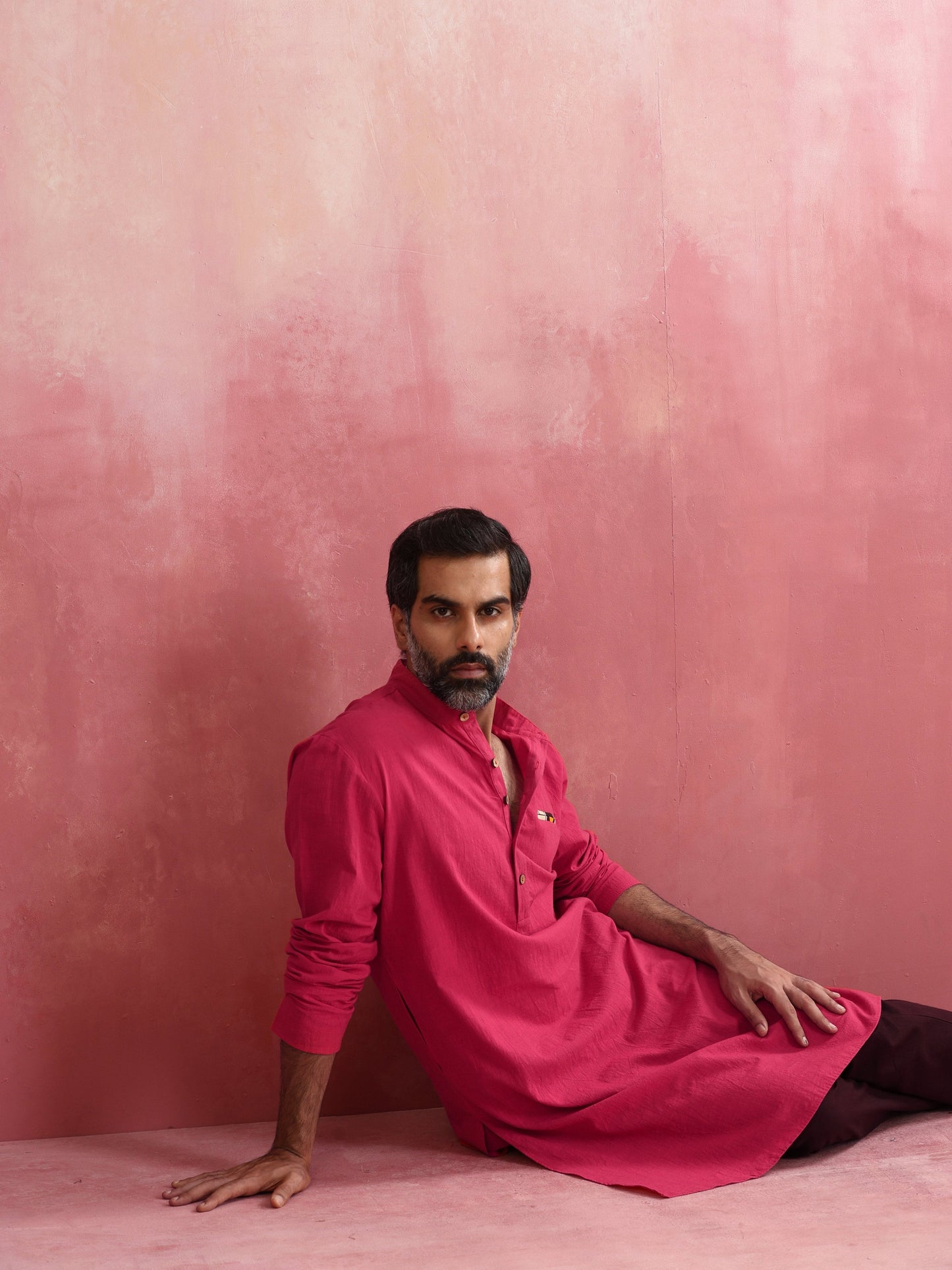 trueBrowns Men's Pink Mandarin Collar Kurta | Swadesiicart