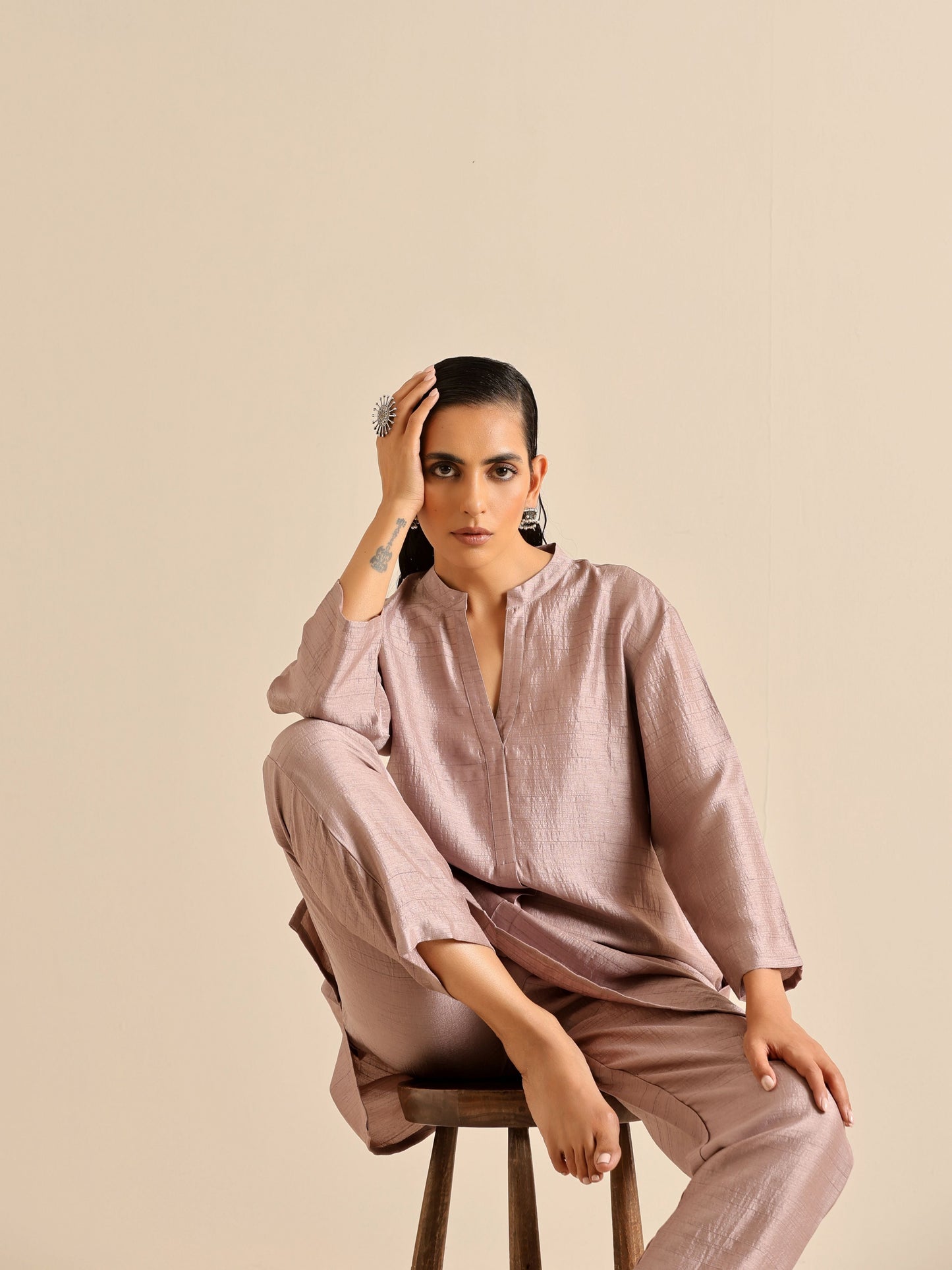 trueBrowns Grey Silk Texture Relaxed Co-Ord Set - Swadesiicart