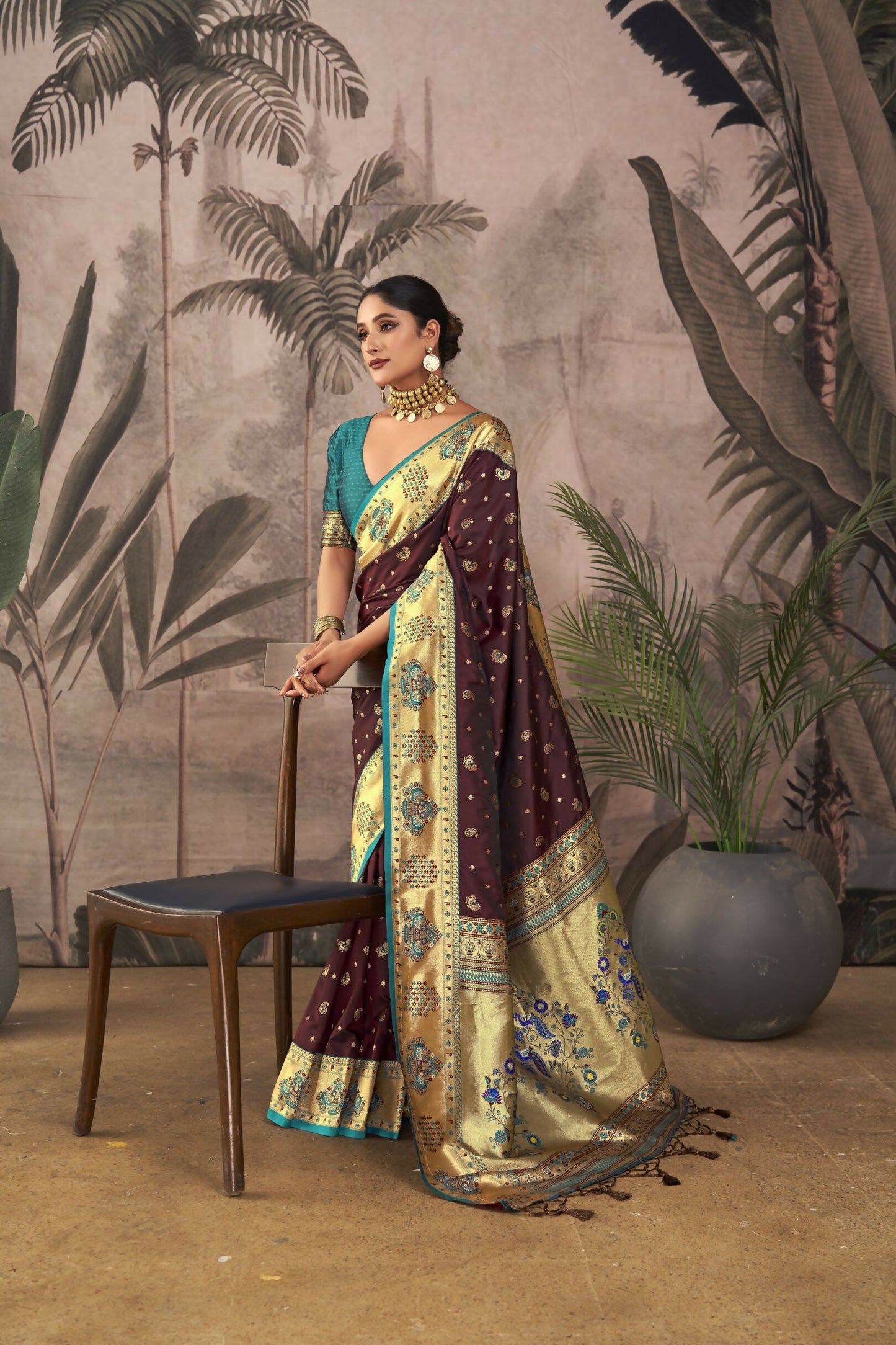 Vishnu Weaves Women's Maroon Paithani Silk Saree with Blouse - Swadesiicart