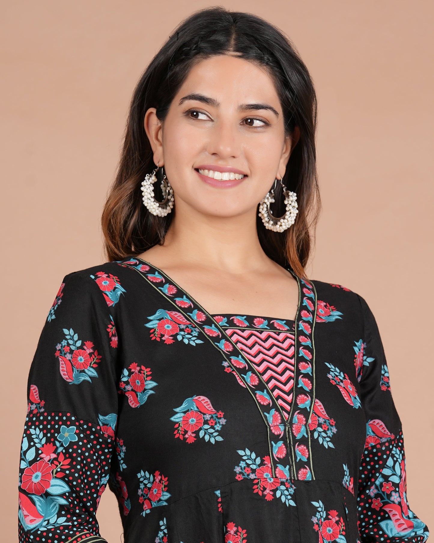 House of RP Women's Black Floral Cotton Kurta, Pant Set | Swadesiicart