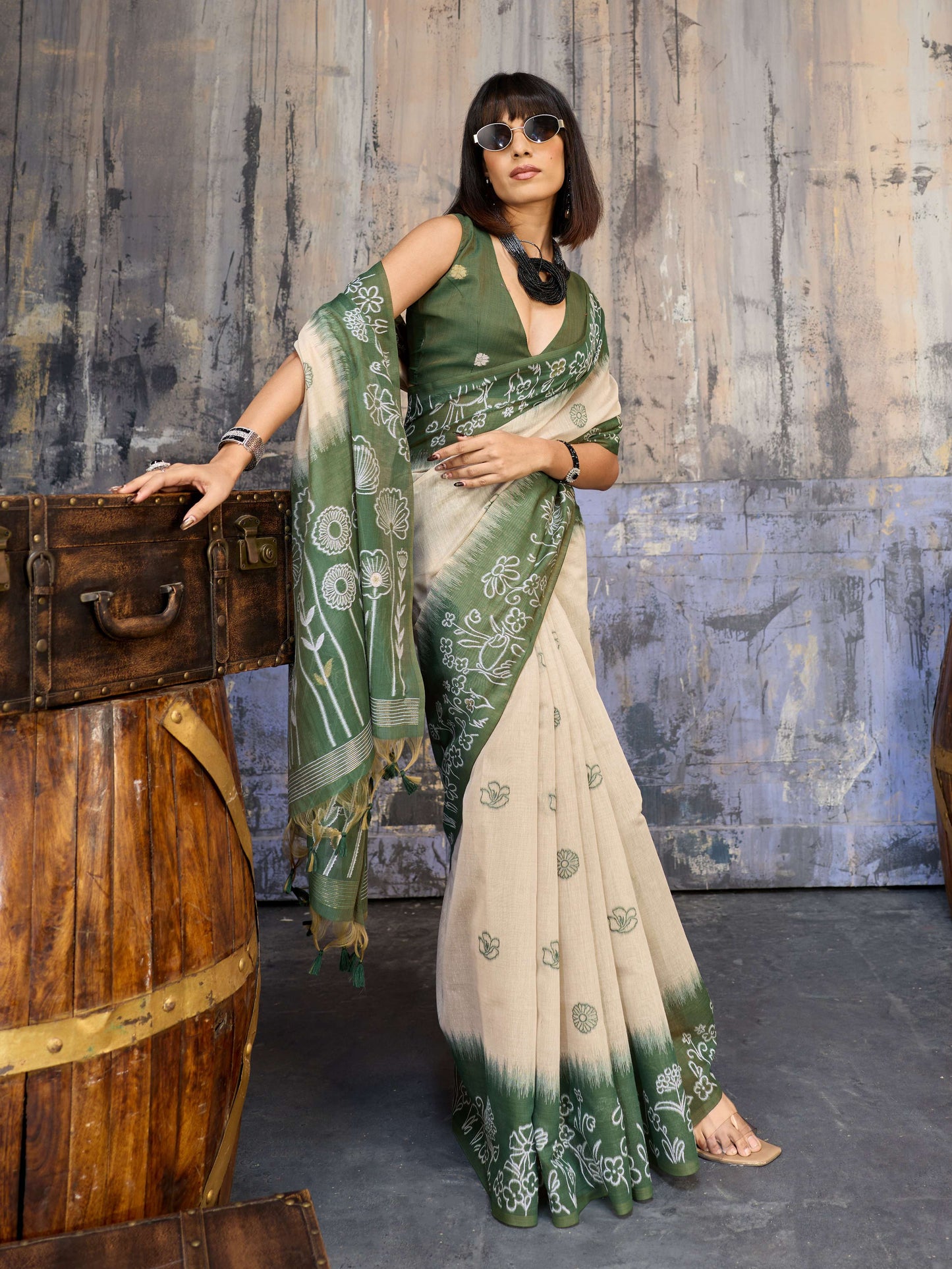 Aastha Fashion Green Munga Cotton Printed Saree