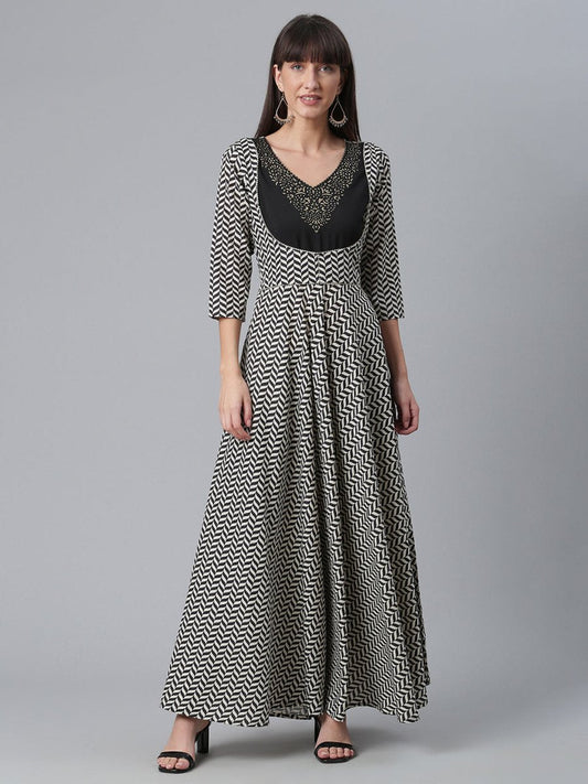Ahalyaa Crepe Black Digital Printed Kurti | Swadesiicart