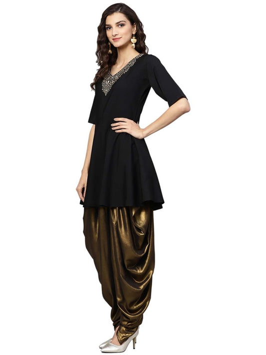 Ahalyaa Black A-line Crepe Kurta Set | Swadesiicart