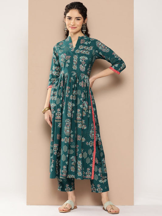 Ahalyaa Women Floral Printed Pleated Kurta with Trousers | Swadesiicart