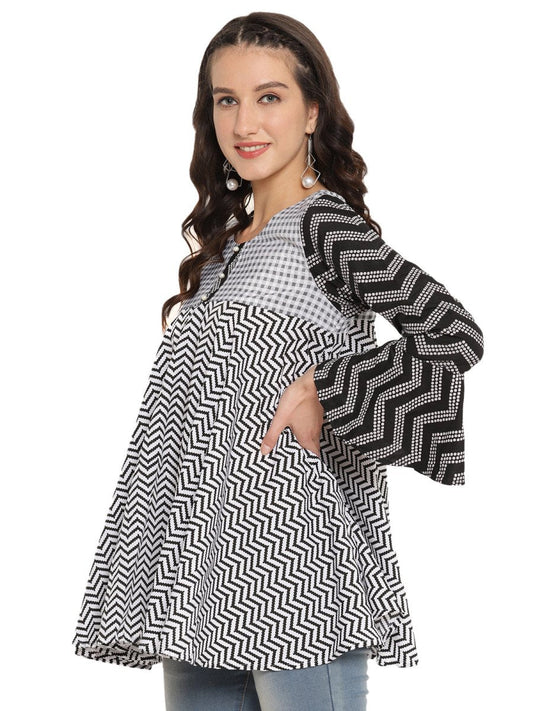Ahalyaa Printed Flared Black Tunic | Swadesiicart