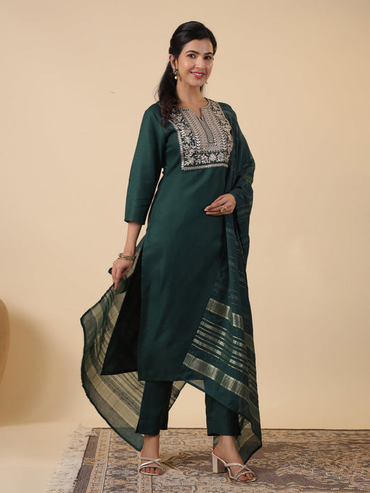 Janasya Straight Magics Slub Dark Green Yoke Embroidery Notch Neck Kurta,Bottom & Dupatta | Swadesiicart