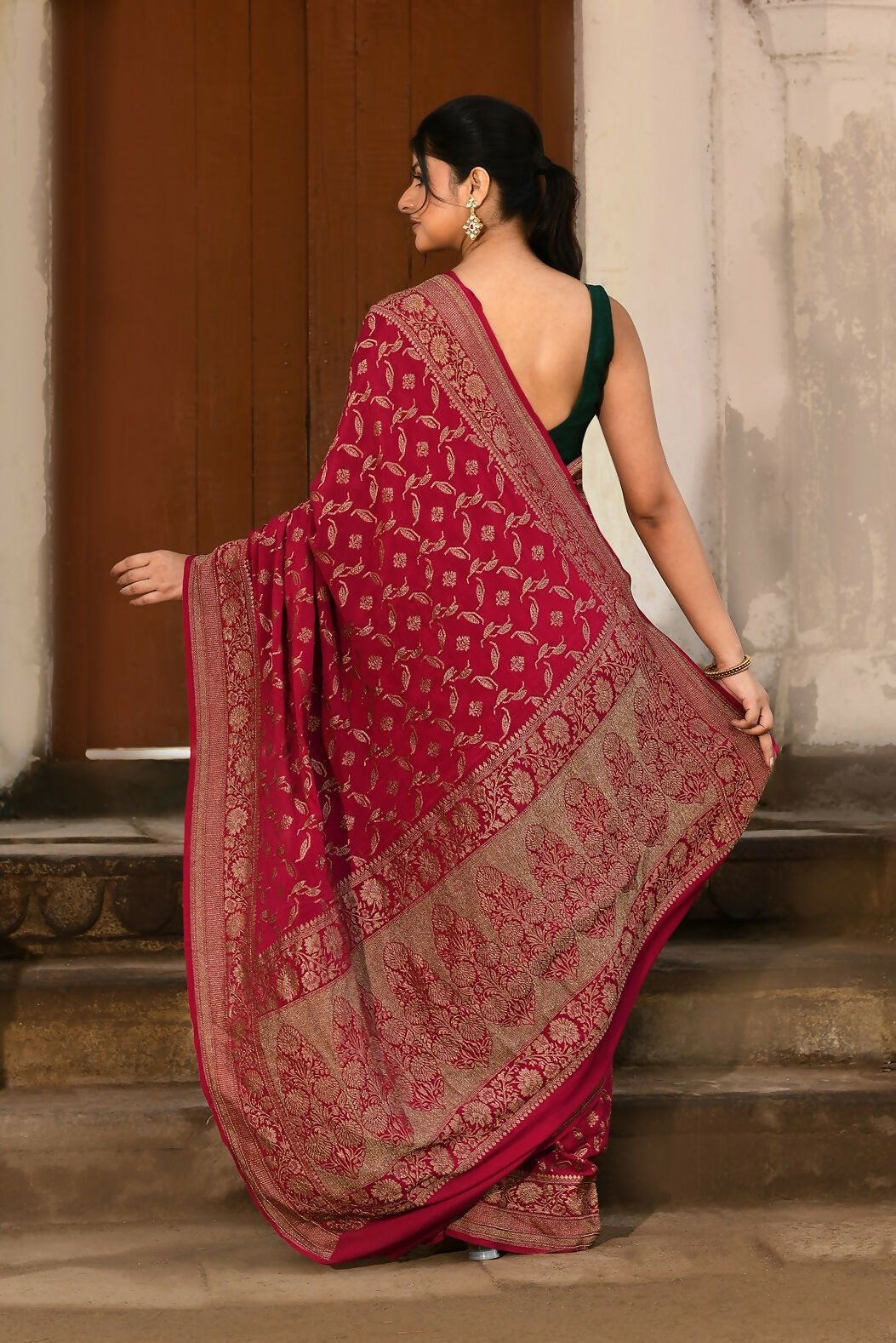 Joban Fashion Hot Pink Crepe Chiffon Banarasi Pure Handloom Banarasi Silk Saree | Swadesiicart