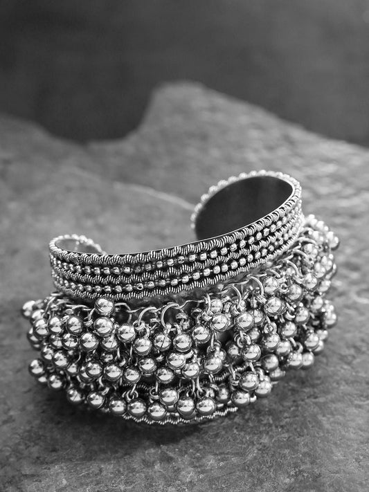 Priyaasi Women Oxidised Silver-Toned Ghungroo Handcrafted Cuff Bracelet - Noz2Toz