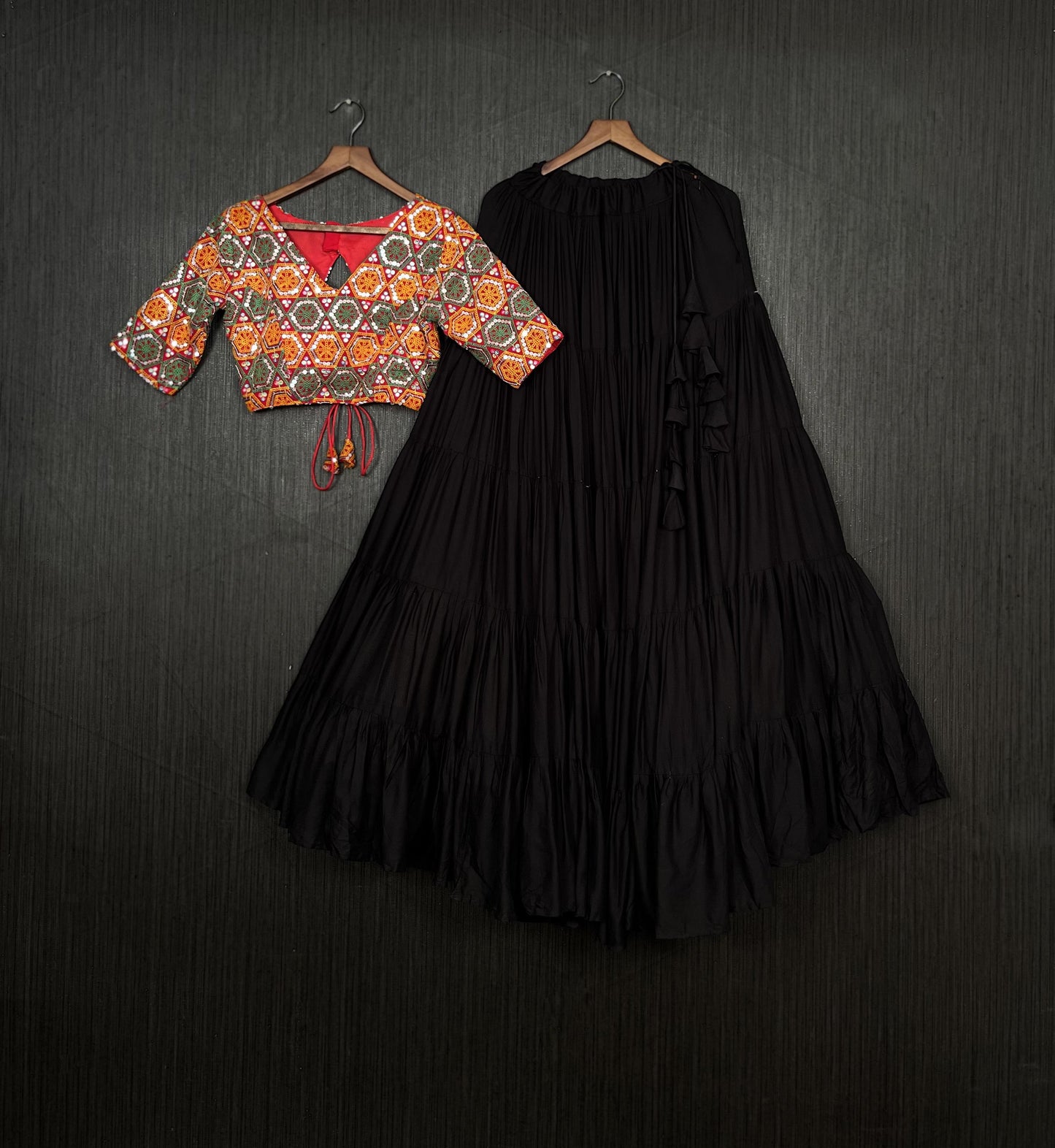 Lorenvalley Black Premium Rayon Lehenga with Georgette Embroidered Traditional Thread work Choli | Swadesiicart