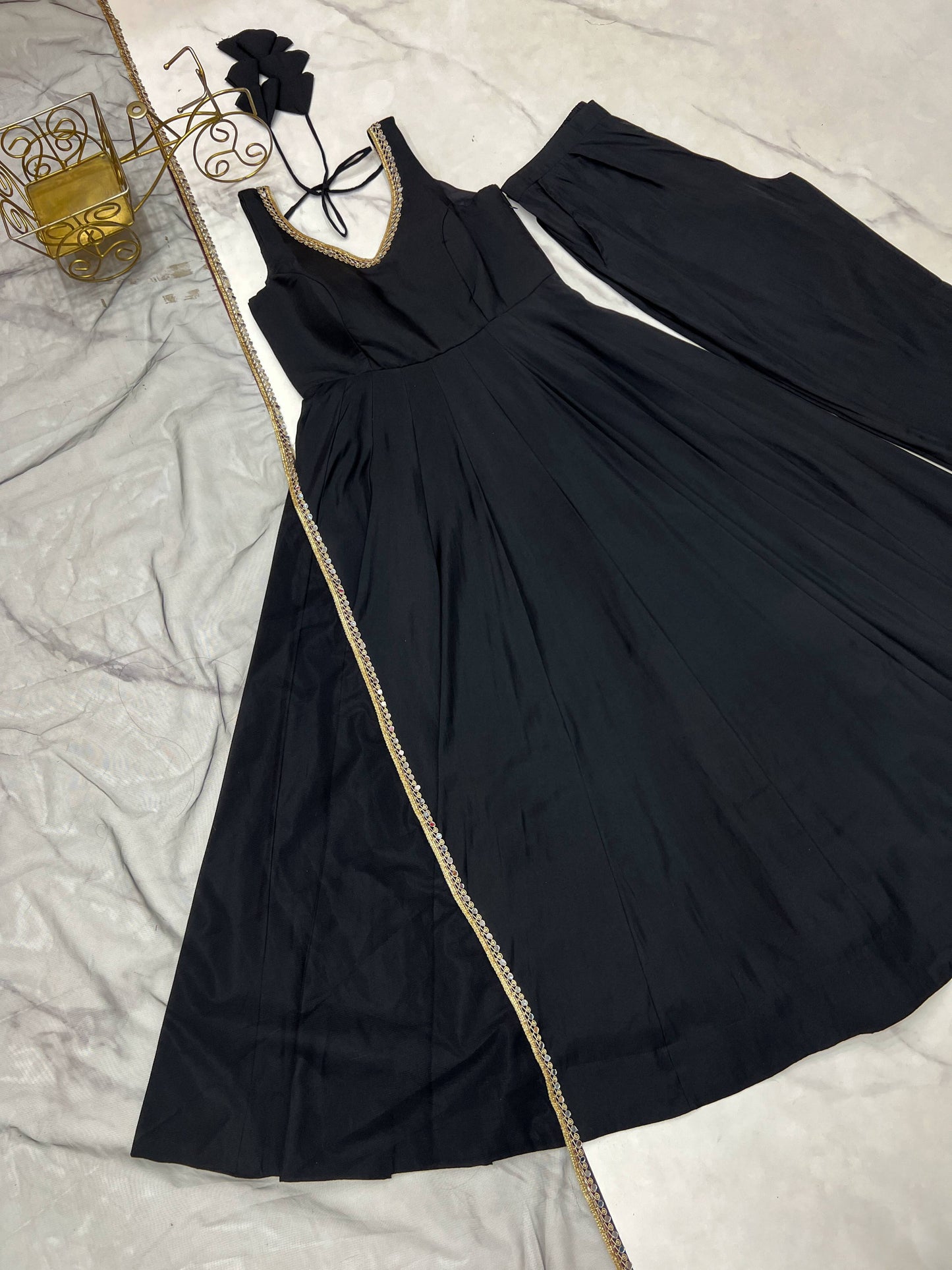 Lorenvalley Fashion Black Pure Romansilk Chanderi Fabric Yoke Fancy Lace Work Anarkali Kurta Pant With Dupatta Set - Swadesiicart