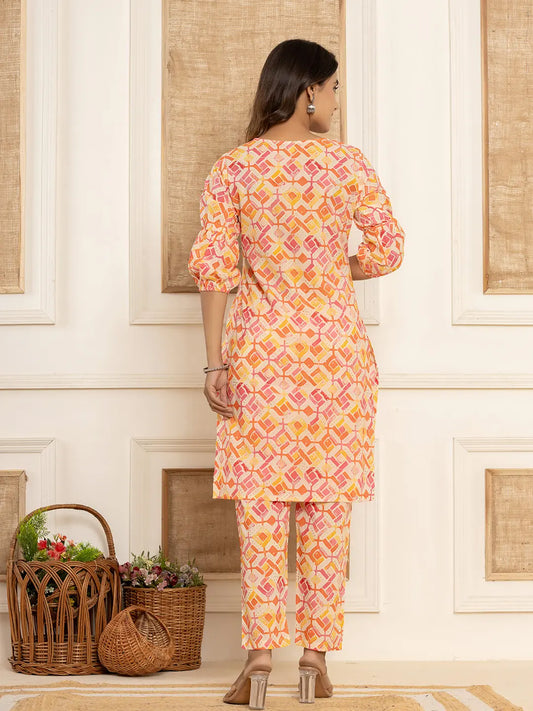 Yufta Cotton Pink Geometric Prin Co-Ord Set - Swadesiicart