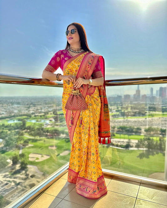 Vishnu Weaves Women's Yellow Patola Silk Meenakari Zari Woven Saree with Blouse - Swadesiicart