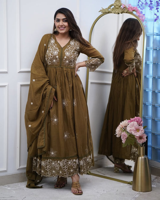 Lorenvalley Brown Cotton Silk Embroidered And Chikan Lace Work Kurta Set - Swadesiicart