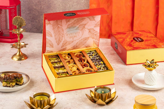 Gourmet Baklava Chocolate Gift Box | Swadesiicart